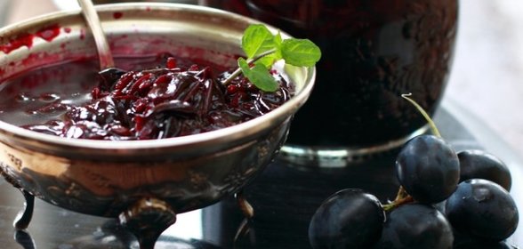 Постный салат с кальмарами