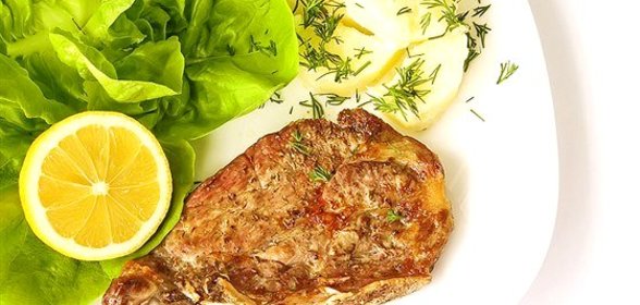 Свиные отбивные с кориандром