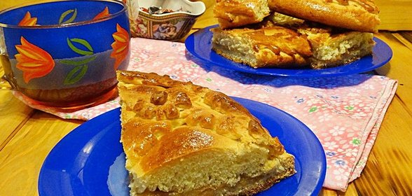 Яблочный пирог из крупчатки