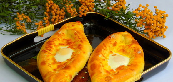 Хачапури по-аджарски
