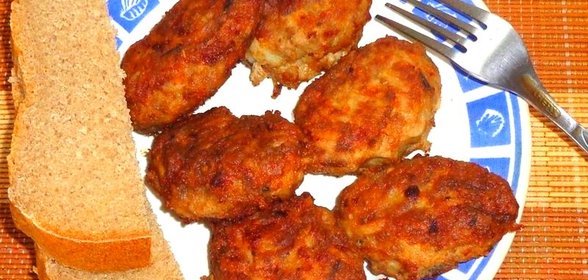 Мясные котлеты с диким рисом