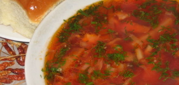 Канапе с беконом и кубиками сыра