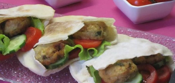 Пита с фалафелем