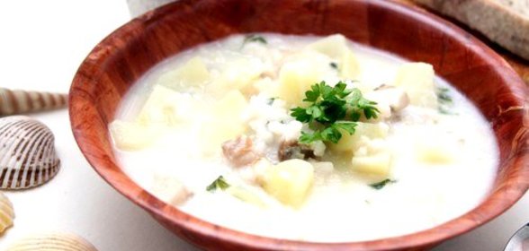 Сливочный суп из рыбы с грибами и кольраби