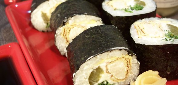 Роллы с копченым угрем и русским акцентом
