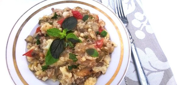 Рагу с рисом и тушенкой