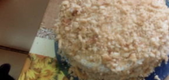 Сметанный соус с томатом и луком