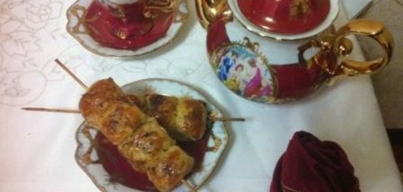 Слоеная самса на шпажках