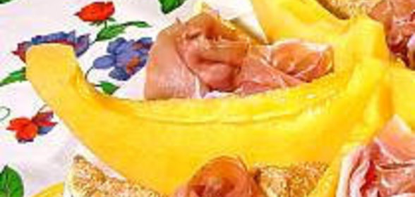 Картофель, жаренный в омлете