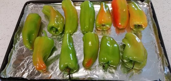 Болгарский перец в томатах