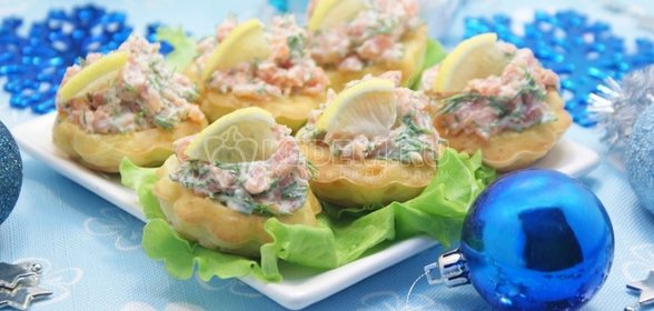 Бисквит с орехами