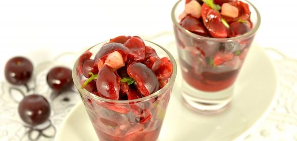 Острая вишневая сальса