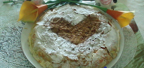 Bstilla - марокканский пирог с курицей