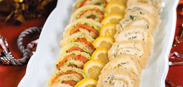 Сэндвичи-рулеты с семгой, сыром и орехами