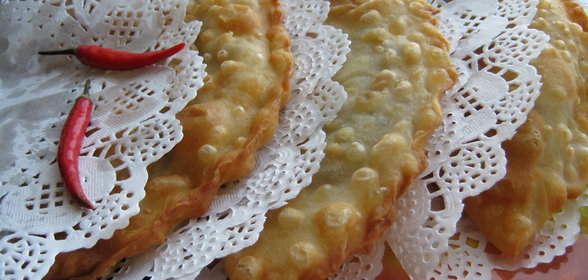 Тунисские пирожки с яйцом. (чебуреки по-восточному)