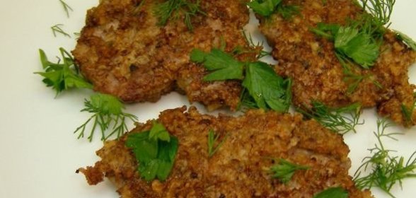 Куры или цыплята, жареные в сухарях