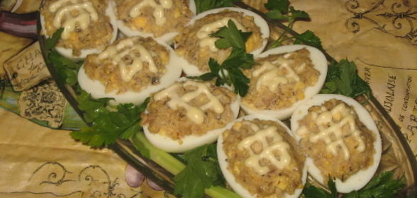 Фаршированные яйца