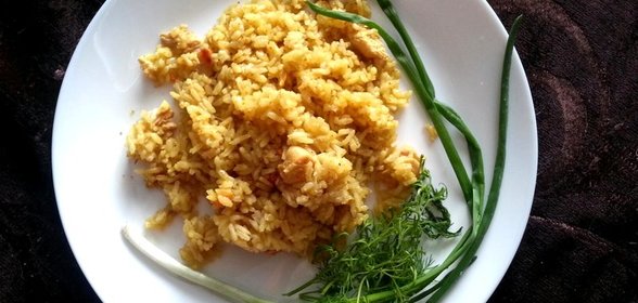 Плов с курицей на сковороде