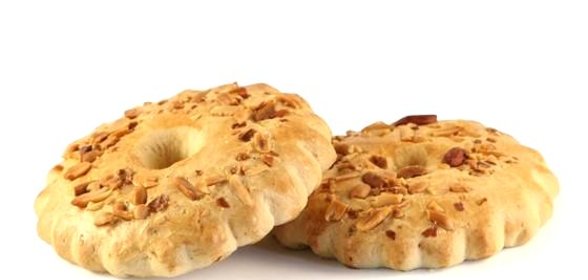 Пирожные песочные Кольца с миндалем