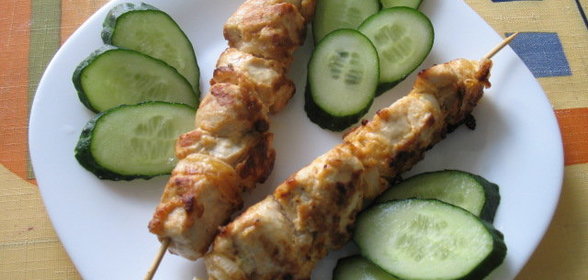 Шашлычки куриные на шпажках
