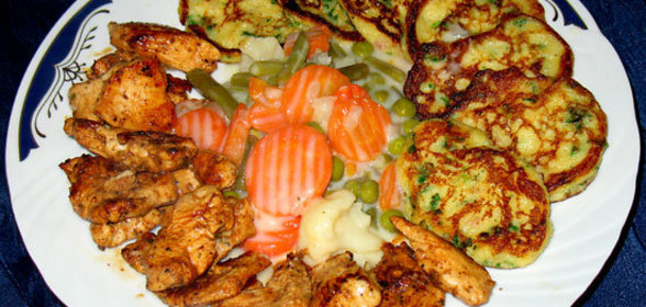 Картофельные мини-омлетики с овощами