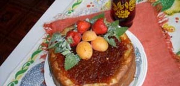 Абрикосово-клубничный пирог