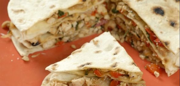 Кесадилья с куриным мясом