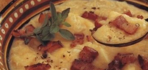 Гороховый суп с перловкой и сельдереем