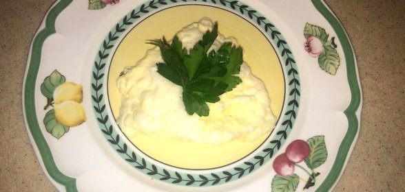 Французский омлет с сыром