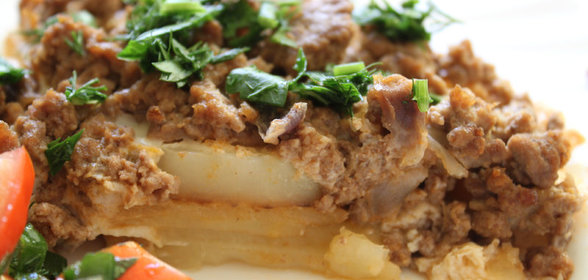 Простая мясная запеканка с картошкой