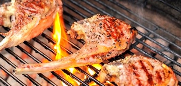 Шашлык из баранины на ребрышках