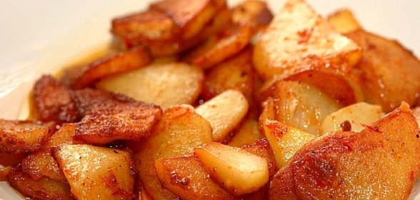 Картошка, жареная в мультиварке