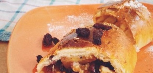 Штрудель из слоеного теста