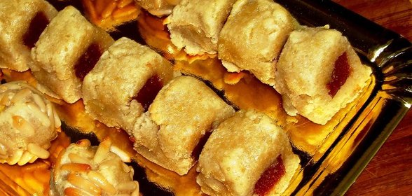 печенье ( panellets )
