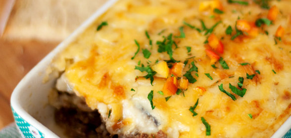 Мусака с говядиной, баклажанами и классическим соусом Бешамель