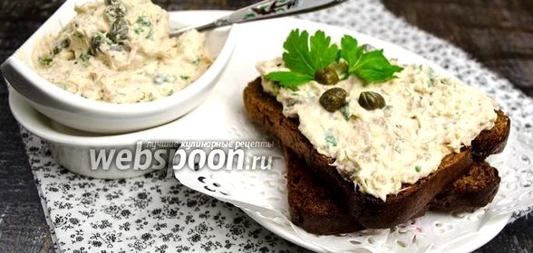 Брускетта с тунцом