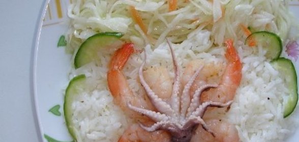 Абрикосовый соус с черным изюмом