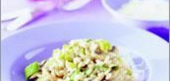 Ризотто с луком-пореем, грибами и пармезаном