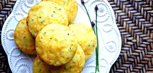 Кукурузные маффины с сыром Чеддер