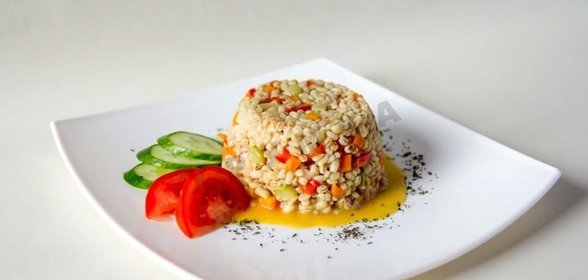 Ризотто из перловки с овощами