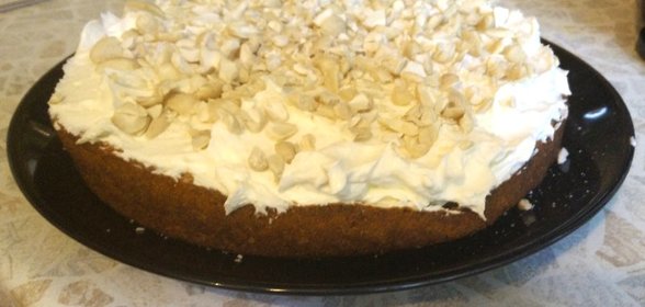 Морковный пирог с кремом из маскарпоне