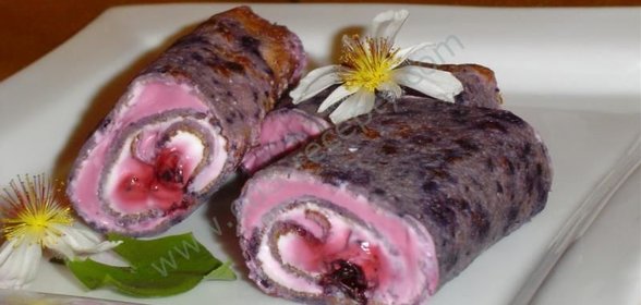 Блинчики с черникой и творожной начинкой