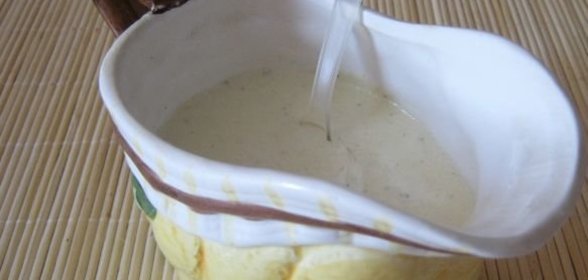 Гренки с пастой из телячьих мозгов