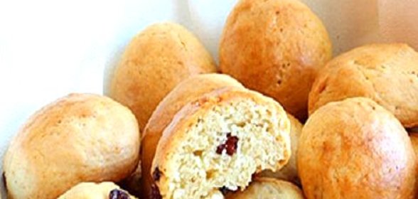 Сливочное печенье с изюмом