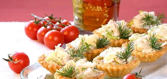 Тарталетки с ветчиной