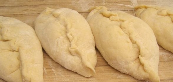 Тесто бездрожжевое на кефире (для лепешек)