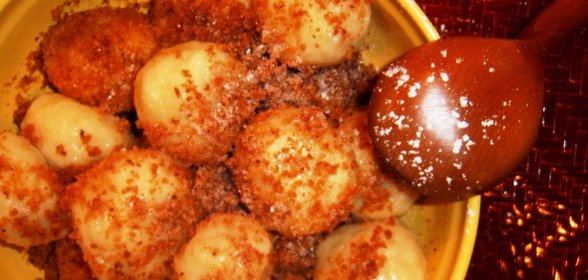 Клецки со сливами (Szilvásgombóc)