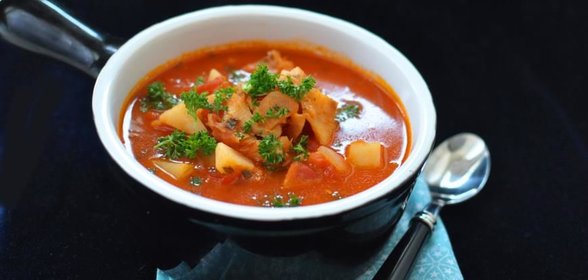 Томатная похлебка с треской