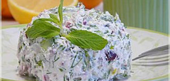 Закуска с сыром Фета, мятой и укропом