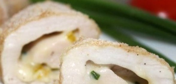 Куриные рулеты с сырной начинкой